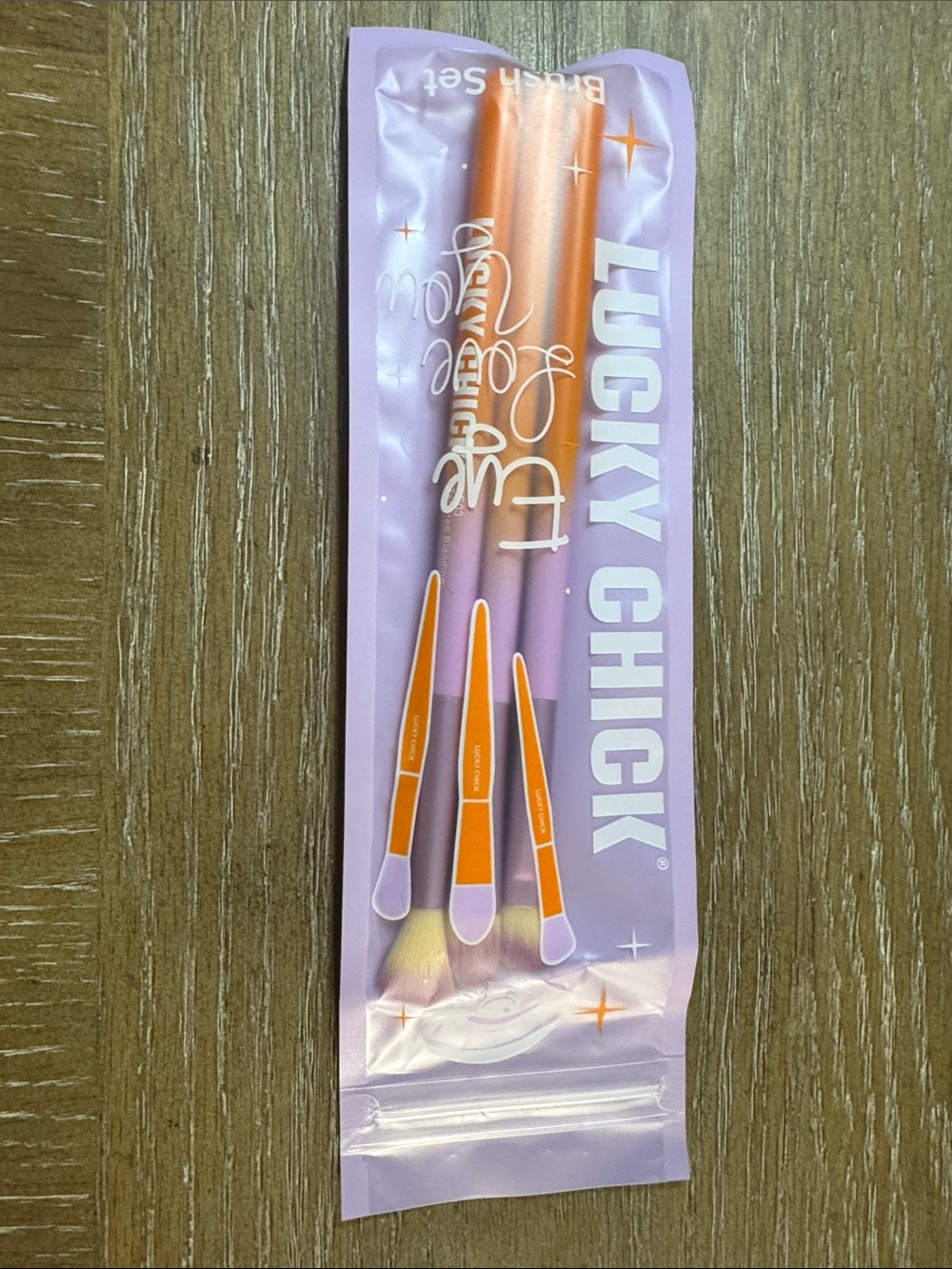 Lucky Chick Orange & Pink 3-Piece Makeup Brush Set